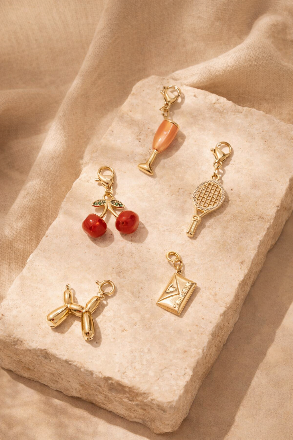 Bedels collectie met charms en sieraden accessoires
